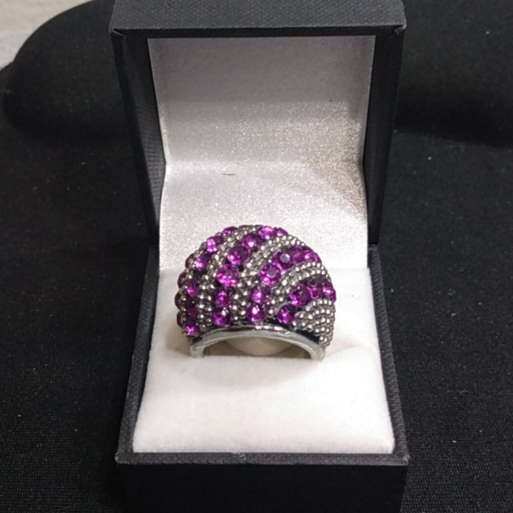 Beautiful Lady's Ring